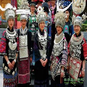 單獨(dú)成團(tuán)L線：（湘西風(fēng)情之旅）張家界、德夯大峽谷、鳳凰古城4天3晚獨(dú)立成團(tuán)游